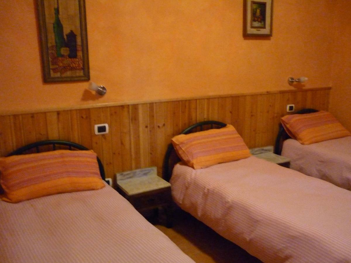 Il Ciambellino Hotel Santo Stefano di Magra Ngoại thất bức ảnh