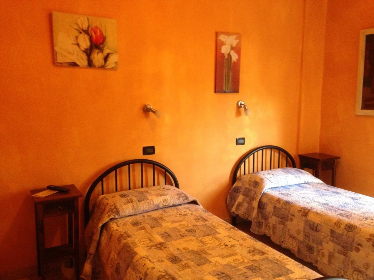 Il Ciambellino Hotel Santo Stefano di Magra Ngoại thất bức ảnh